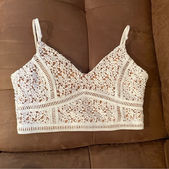 Kendal & Kylie 2pc Knit Crop Top and Skirt sz small - Picture 5 of 6